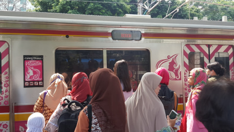 Ilustrasi Gerbong Wanita Foto: kumparan