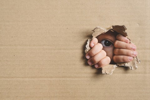 Ilustrasi perdagangan manusia. Foto: Shutterstock