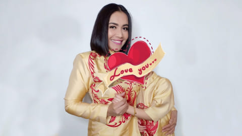 Denada bersama anaknya, Shakira Aurum. Foto: Instagram/@denadaindonesia