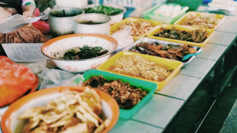 5 Kuliner Di Pasar Krempyeng Semarang Yang Murah Dan Merakyat