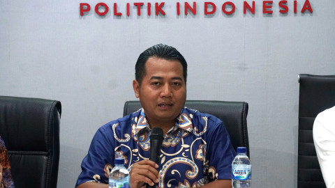 Direktur Eksekutif Parameter Politik, Adi Prayitno saat diskusi dengan tema "Wajah Islam Politik Pasca Pilpres 2019" di Kantor Parameter Politik, Jakarta. Foto: Irfan Adi Saputra/kumparan