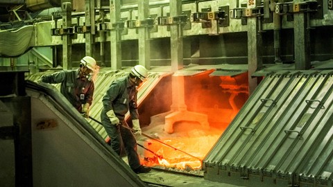 Pabrik peleburan aluminium ini tengah bersiap menghadapi tantangan di tahun 2022. Foto: INALUM