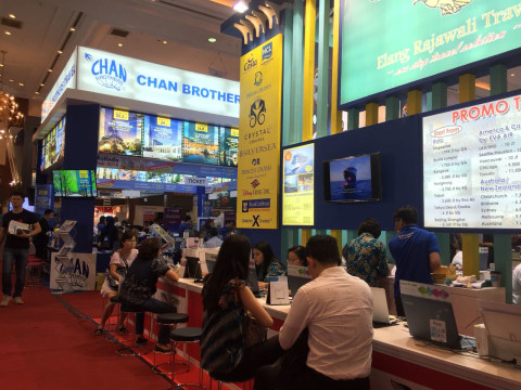 Suasana di ASTINDO Travel Fair Foto: Shika Arimasen Michi/kumparan 