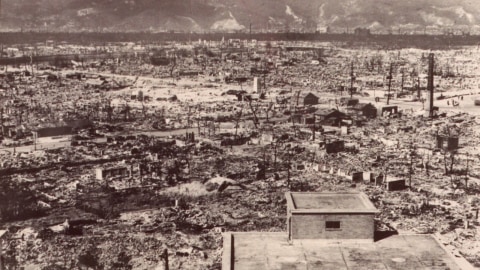 Suasana Kota Hiroshima usai terjadinya ledakan bom nuklir pada 6 Agustus 1945. Foto: AFP