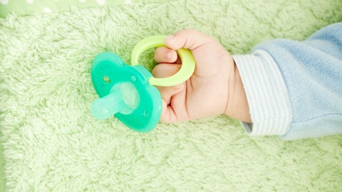 Empeng bayi. Foto: Empeng bayi/shutterstock