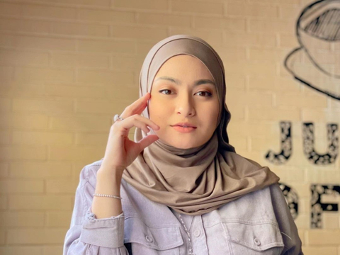 Fakta-fakta Konflik Rumah Tangga Sule-Nathalie yang Berujung Kembali Harmonis (3)