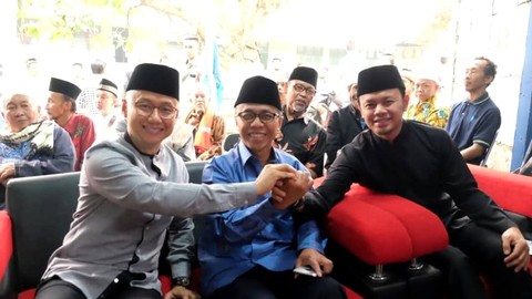 (Kiri-kanan) Eddy Soeparno, Wakil Ketua Dewan Kehormatan PAN, Drajad Wibowo (tengah) dan Bima Arya. Foto: Instagram/@eddy_soeparno