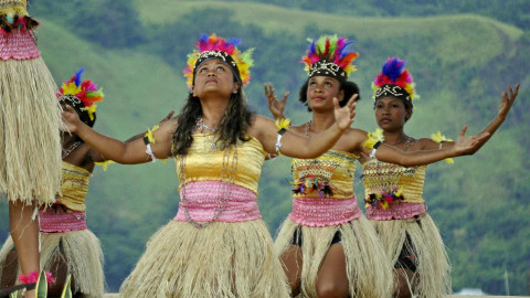 Foto Indahnya Kostum Tradisional Dari Berbagai Negara Dan Suku
