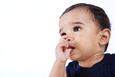 Bayi Isap Jempol Foto: Shutterstock