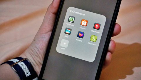 Ilustrasi berbagai aplikasi e-commerce. Foto: Melly Meiliani/kumparan