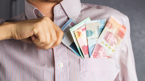 Ilustrasi banyak uang. Foto: Shutterstock