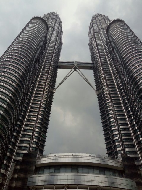 Petronas Twin Towers di Kuala Lumpur. Foto: Wendiyanto/ kumparan