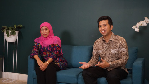 Cagub dan Cawagub, Khofifah dan Emil Dardak Foto: Jamal Ramadhan/kumparan