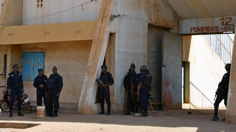 Serangan di Ibukota Burkina Faso. Foto: REUTERS/Anne Mimault