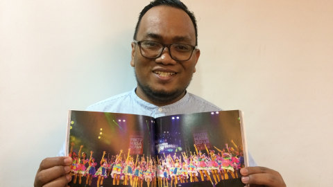 Penulis Buku Laptime JKT48 Dhimas Ginanjar. Foto: Iqra Ardini/kumparan