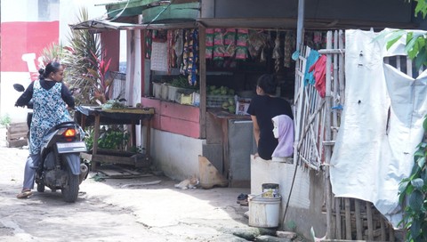 Ilustrasi emak-emak korban kampanye hitam. Foto: Nugroho Sejati/kumparan