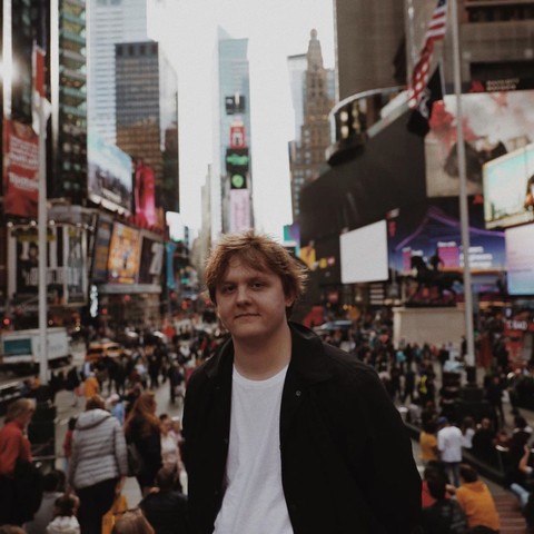Lirik Lagu Someone You Loved Lewis Capaldi Kumparan Com