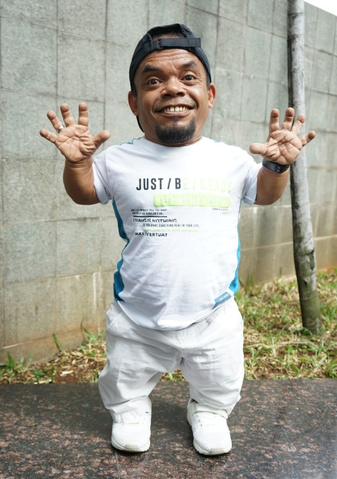 Artis komedi Ucok Baba saat ditemui dikawasan Tendean, Jakarta, Rabu, (11/11/2020). Foto: Ronny