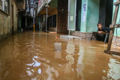 Ilustrasi banjir. Foto: Galih Pradipta/Antara Foto