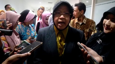 Risma buka layanan anak berkebutuhan khusus. Foto: Phaksy Sukowati/kumparan