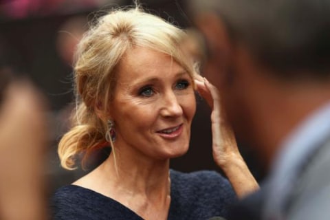 J.K Rowling Dikecam Karena Hanya Mau Bantu Perempuan Korban Kekerasan Seksual 