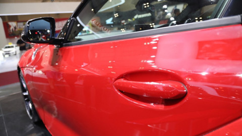 Tambilan samping kiri dan spion mobil Toyota GR Supra. Foto: Iqbal FIrdaus/kumparan