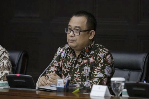 Koordinator Staf Khusus Presiden Jokowi, Ari Dwipayana. Foto: Instagram/@dwipayanaari