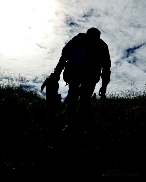 Siluet Dalam Penjelajahan Gunung Merbabu Kumparan Com