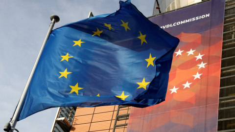 Bendera Uni Eropa. Foto: REUTERS/Yves Herman