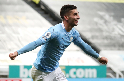 Menilai 4 Pemain Man City saat Bungkam Newcastle: Si Menawan dan Si Butut (2)