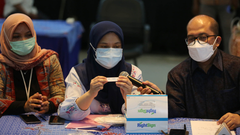 Pegawainya Jual Rapid Test Bekas, Bagaimana Kinerja Keuangan PT Kimia Farma? (1)