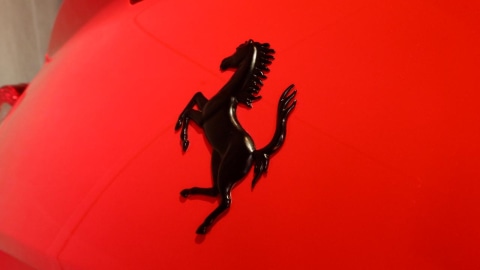 Logo Kuda Jingkrak Ferrari Foto: Aditya Pratama Niagara/kumparanOTO