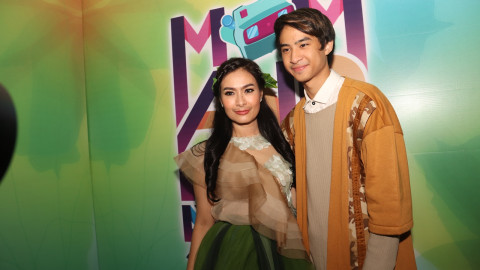 Iis Dahlia dan Devano Danendra  Foto: Munady
