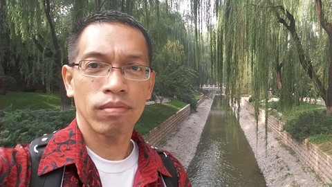 Arkeolog Ali Akbar. Foto: Instagram/@aliakbarberkabar