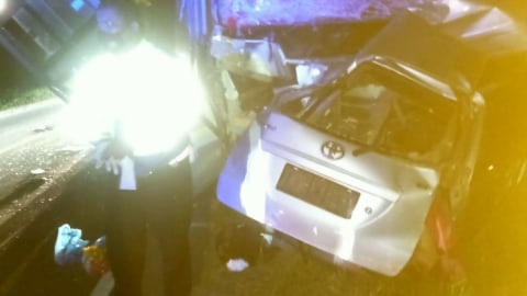Sopir Bus yang Kabur Usai Tabrakan Maut di Sumut Serahkan Diri (1)