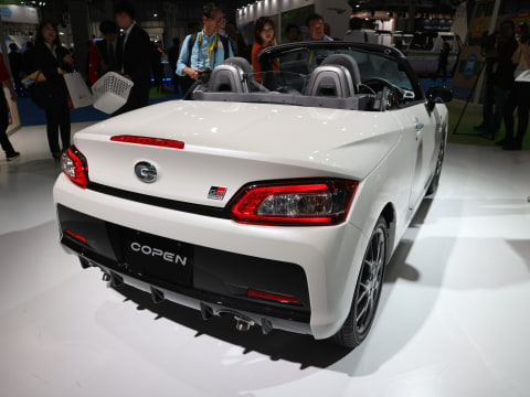 Copen GR Sport, mobil ikonik Daihatsu yang dipoles ala Toyota Gazoo Razing. Foto: Ghulam Muhammad Nayazri / kumparan