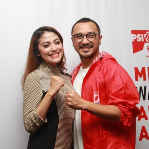 Giring Ganesha dan istri Foto: Munady