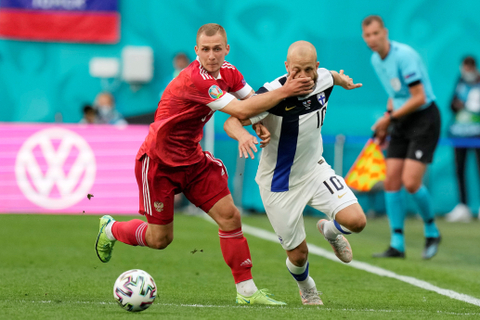 Foto: Aksi Rusia Taklukkan Finlandia di Euro 2020 (1)