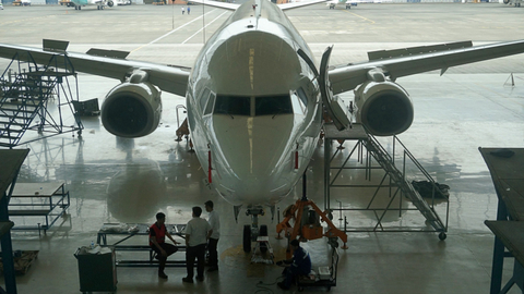 Hanggar pesawat GMF Aeroasia. Foto: Jamal Ramadhan/kumparan