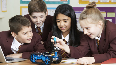 5 Tips Membagi Waktu Antara Ekskul Dan Belajar Kumparan Com