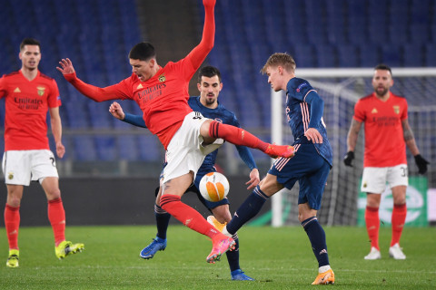 Arsenal Vs Benfica Prediksi Line Up Head To Head Jadwal Tayang Kumparan Com