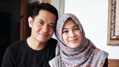 Lebaran Alyssa Soebandono Tak Bisa Salat Id Bersama Dude Harlino Kumparan Com