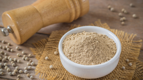 Ilustrasi lada putih. Foto: Shutter Stock