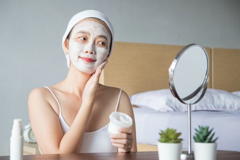 Ilustrasi Masker Wajah untuk Mencerahkan Kulit Kusam. Foto: Shutter Stock