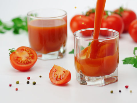 Babes 5 Jus Buah Ini Bisa Mengatasi Jerawat Terutama Buat Yang Punya Acne Prone Skin Lho Kumparan Com