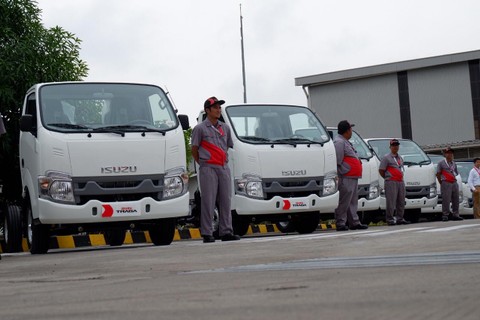 Ekspor Isuzu Traga Foto: Aditya Pratama Niagara/kumparan