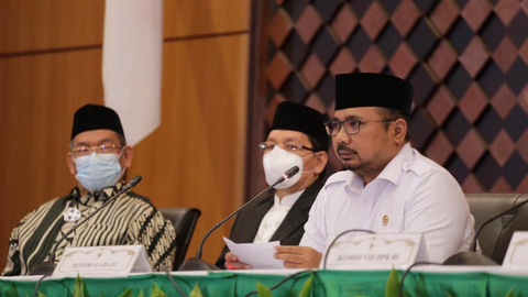 Khofifah soal Haji 2021 Batal: Jemaah di Jatim Tunggu 31 Tahun, Mohon Bersabar (1)