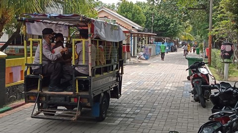 Cara Polres Kepulauan Seribu Percepat Vaksinasi Anak: Jemput Pakai Odong-odong (1)