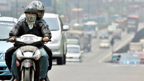 Ilustrasi polusi udara. Foto: AFP/JEWEL SAMAD