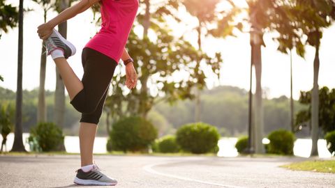 Ilustrasi wanita olahraga. Foto: Shutter Stock